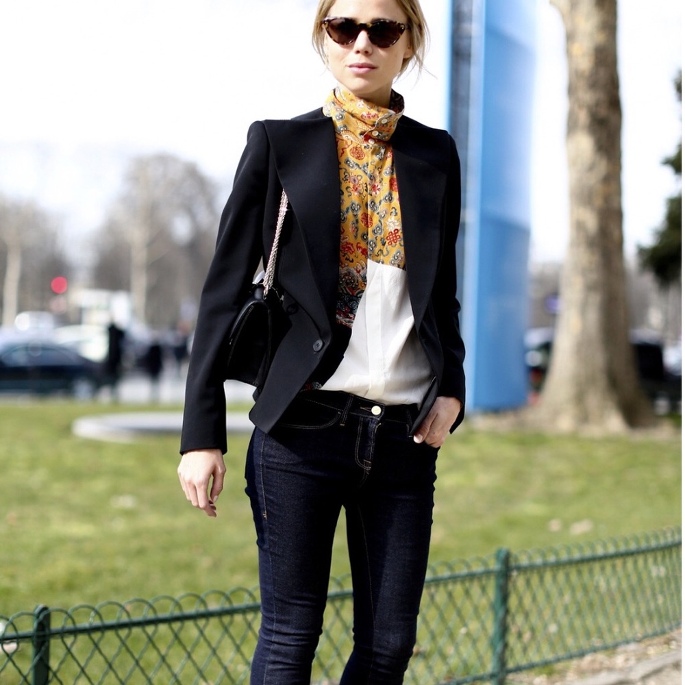 Dark jeans from Paris